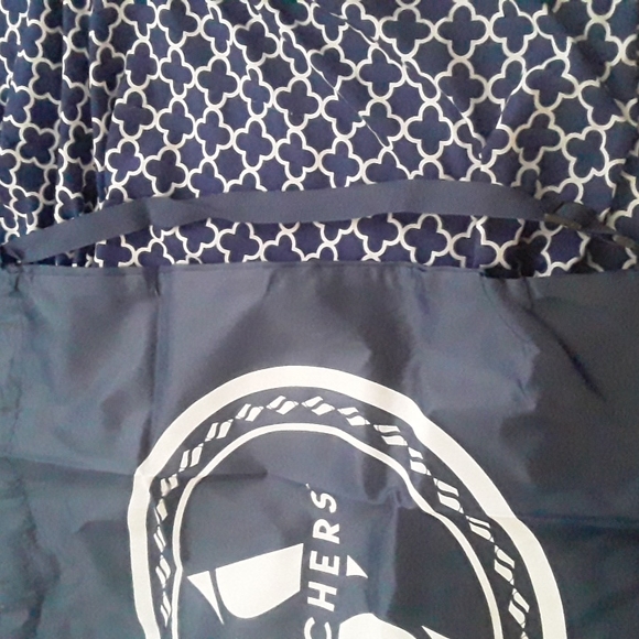 NWOT (2) Sketchers Nylon Backpacks - Picture 2 of 5